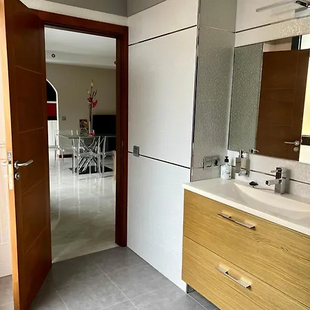 Detail Apartment